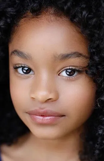 Фотография актёра Акира Акбар