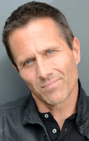 Фотография актёра Роб Эстес