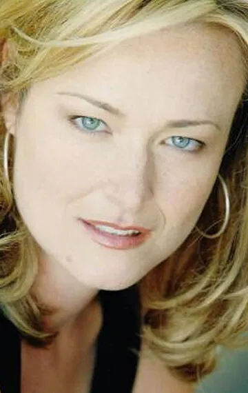 Фотография актёра Дженнифер Ирвин
