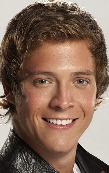 Фотография актёра Гастон Дальмау