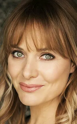 Фотография актёра Эмма Леонард