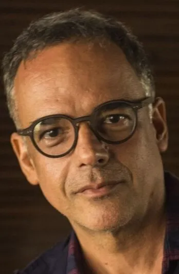 Фотография актёра Анжелу Антонио