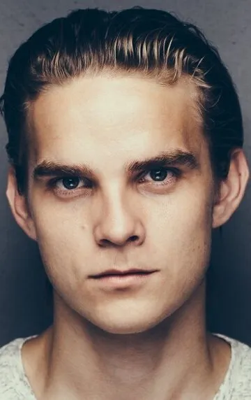 Фотография актёра Марко Ильсе