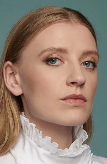 Фотография актёра Поппи Ли Фрайер