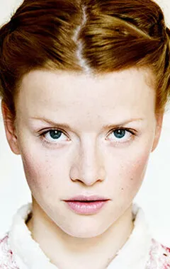 Фотография актёра Каролина Шух