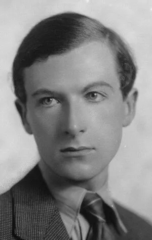 Фотография актёра Сесил Битон