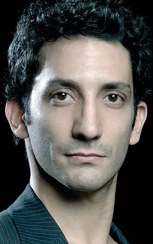 Фотография актёра Хуан Минухин