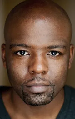 Фотография актёра Джуниор Ланиян