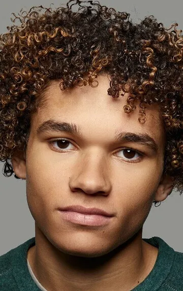 Фотография актёра Армани Джексон