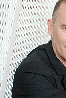 Фотография актёра Адам Хендерсон