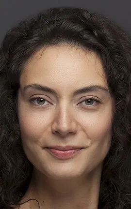 Фотография актёра Зейнеп Кызылтан