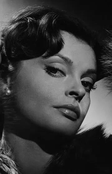 Фотография актёра Надя Тиллер