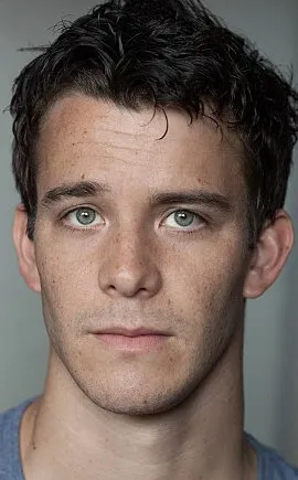 Фотография актёра Люк Томпсон