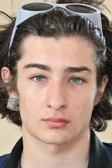 Фотография актёра Санни Сулджик