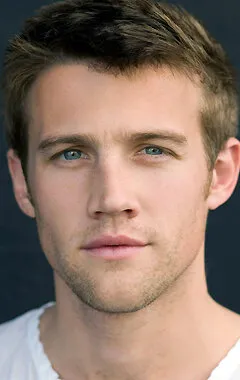 Фотография актёра Нико Эверс-Свинделл