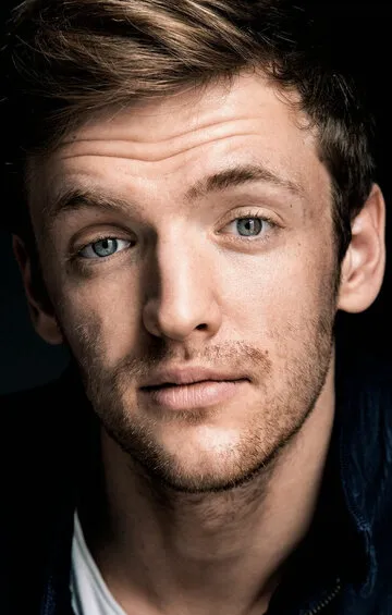 Фотография актёра Тимур Бартельс