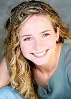 Фотография актёра Хлоя Расселл