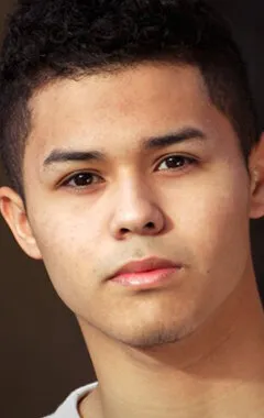 Фотография актёра Джереми Бесерра