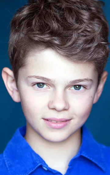 Фотография актёра Малом Пакуин