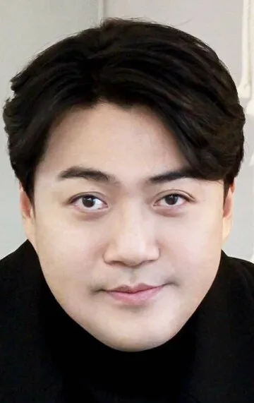Фотография актёра Чхве Гван-джэ
