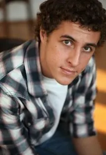 Фотография актёра Джордан Уолкер Росс