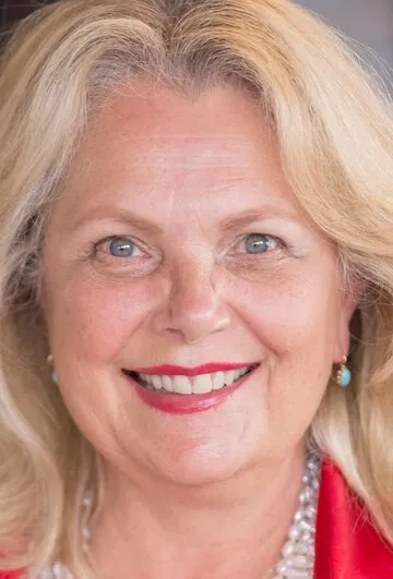 Фотография актёра Энн Джиллиан