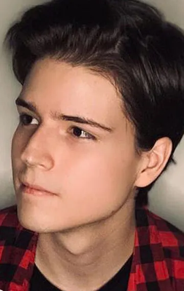 Фотография актёра Эмилио Тревиньо