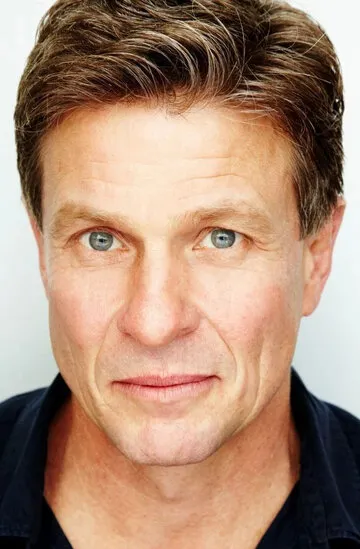 Фотография актёра Марк Ли