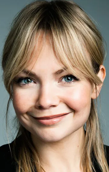 Фотография актёра Мари Робертсон