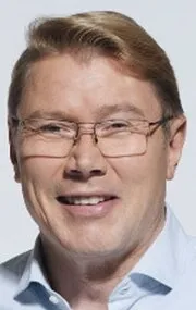 Фотография актёра Мика Хаккинен