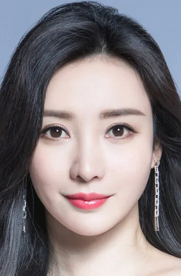 Фотография актёра Ада Лю