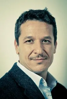 Фотография актёра Шенджан Гюлерьюз