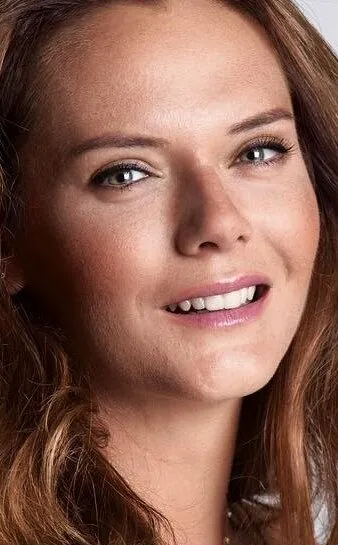 Фотография актёра Аслы Орджан