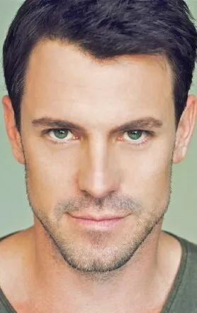 Фотография актёра Колин Мосс