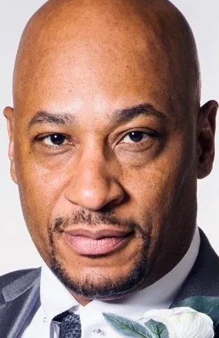 Фотография актёра Теренс Мэйнард