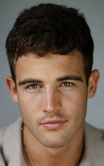Фотография актёра Джейсон Фернандес