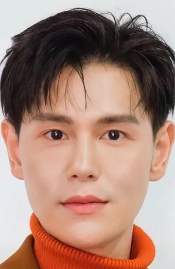 Фотография актёра Пхромпхирия Тхонгпуттарук