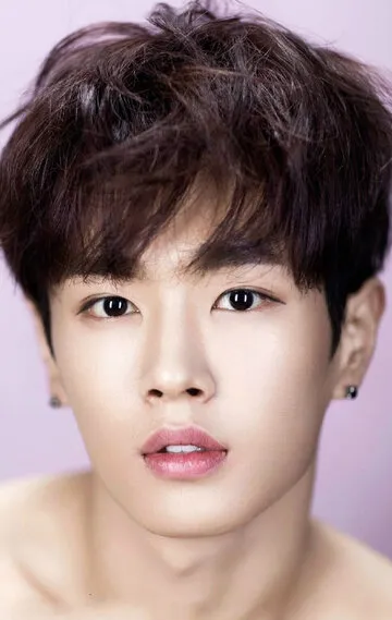 Фотография актёра Ли Вэньхань