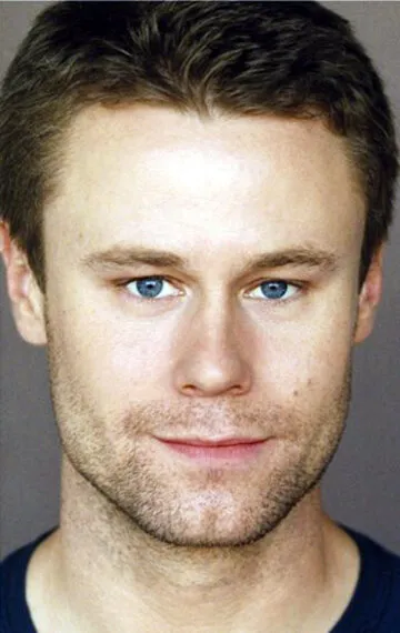 Фотография актёра Эрик Неннингер