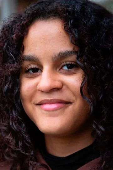 Фотография актёра Ханна Адеогун