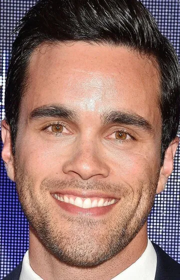 Фотография актёра Райан-Джеймс Хатанака