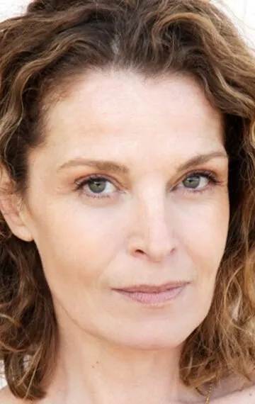 Фотография актёра Изабель Рено