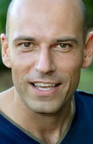 Фотография актёра Альберто Базалуццо