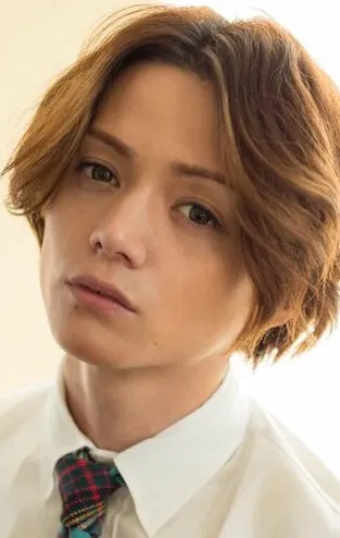 Фотография актёра Рёсукэ Миура