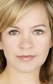 Фотография актёра Элли Корнелл