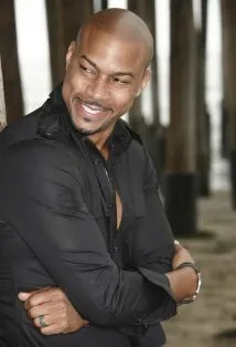 Фотография актёра Файниз Митчелл