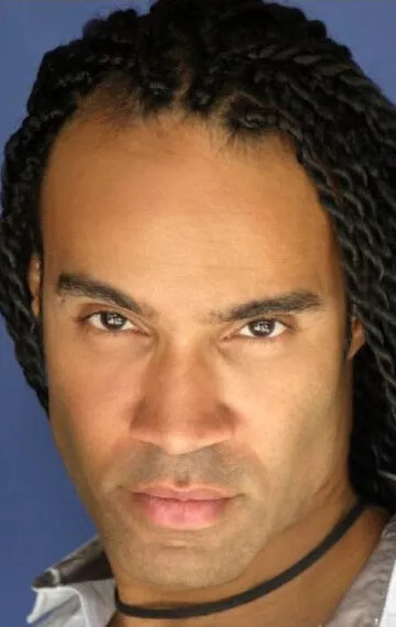 Фотография актёра Т.Дж. Сторм