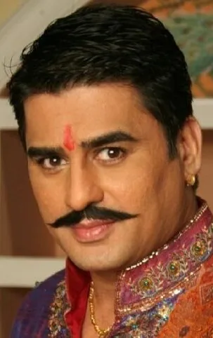 Фотография актёра Аюб Кхан