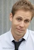 Фотография актёра Митч Бэйкер