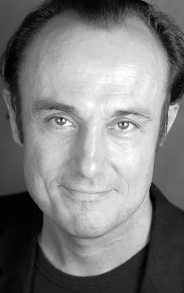 Фотография актёра Джонатан Кидд